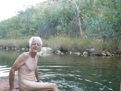 A quick dip in Emma Gorge Creek