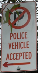 Sign No Parking Police Vehicle Accepted